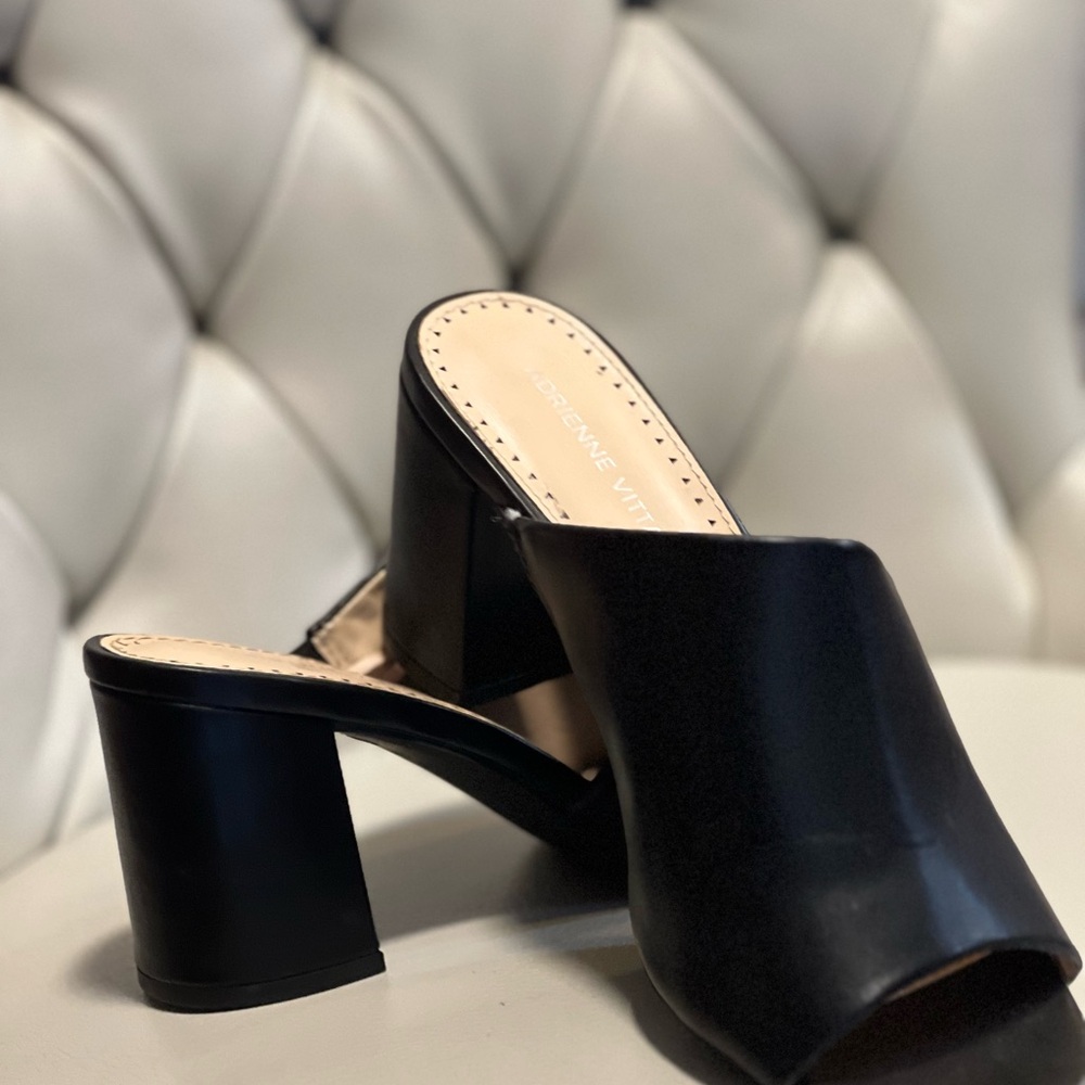 Adrienne Vittadini Black Women's Mules